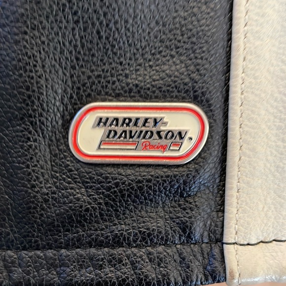 Women’s Harley Davidson Genuine Leather Riding Jacket size large - Picture 6 of 8